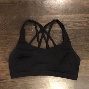 Lululemon Free to be Serene Bra